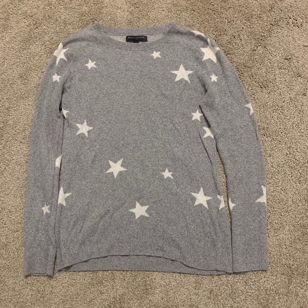 Banana Republic Sweater - Picture 2 of 5